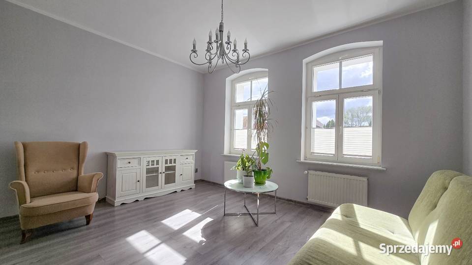 Mieszkanie dwupokojowe na parterze w kamienicy z Szczecinek