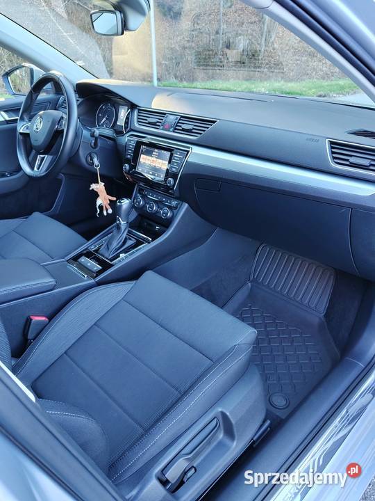 Skoda Superb 20TDI 150 reflektory ksenonowe Superb Łomża