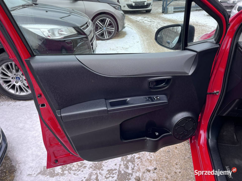 Toyota Yaris 10 1wł Klima EL szyby ABS 140000km