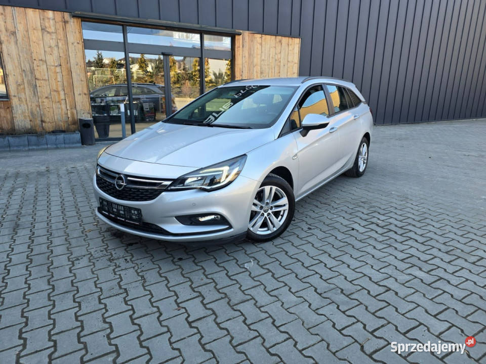 Opel Astra Opel ASTRA K Navi Mały Przebieg Limanowa
