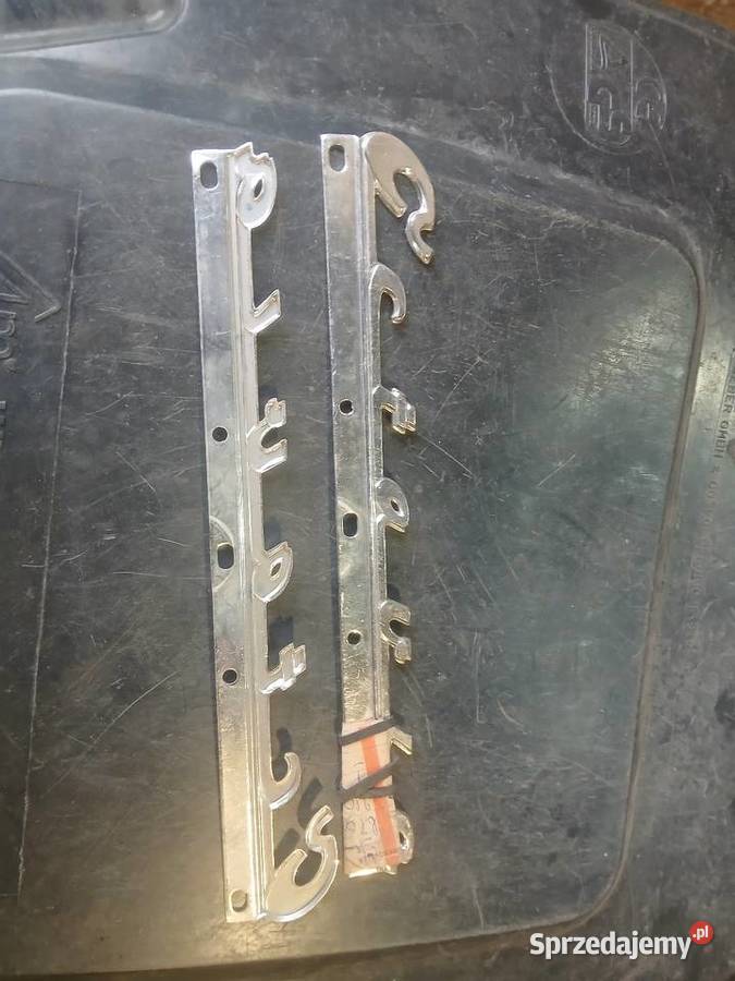 Emblemat w błotnik Octavia 985