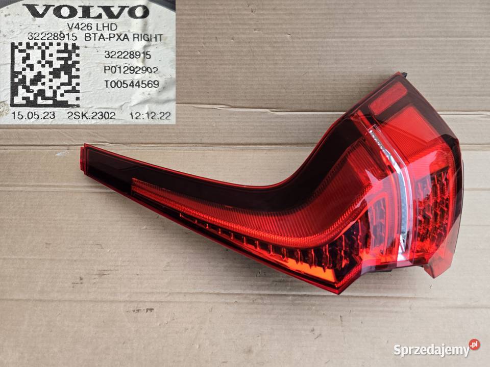Volvo XC60 RDesign LAMPA tył tylna prawy tył LED