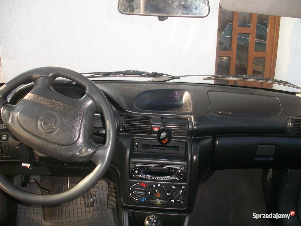 Opel Astra I Kombi 1999 r LPG Darłowo