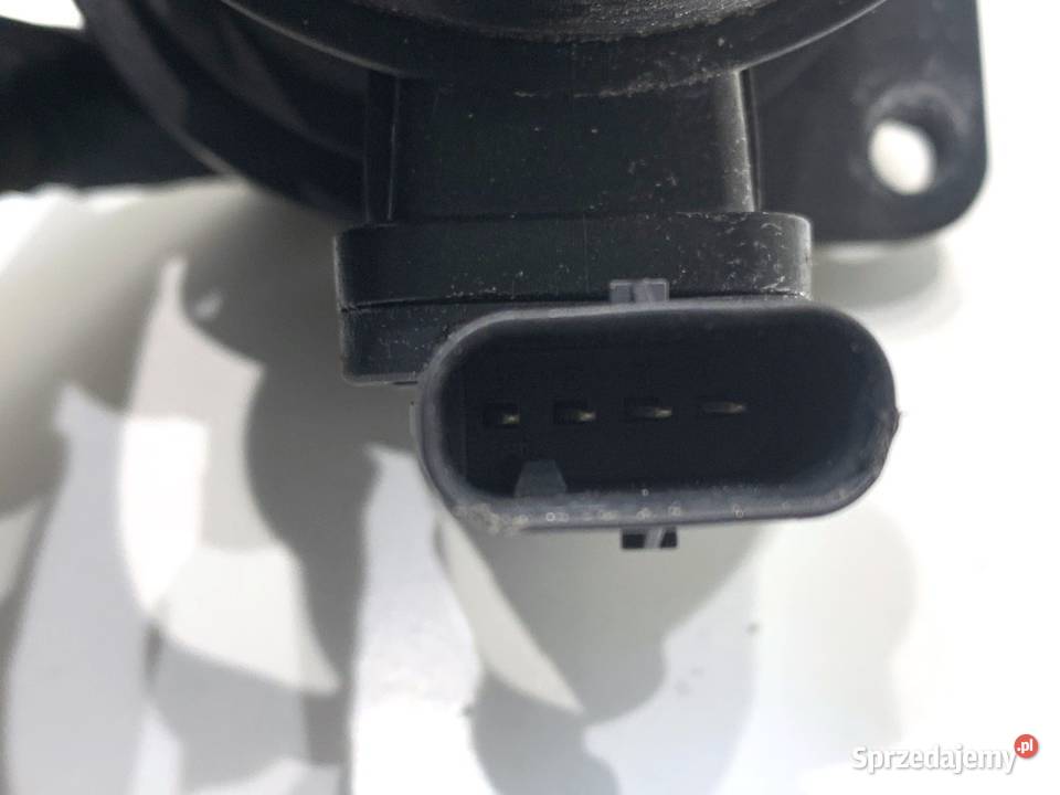 PRZEPŁYWOMIERZ AUDI A3 8V 04L906461B 16 110 sprzedam