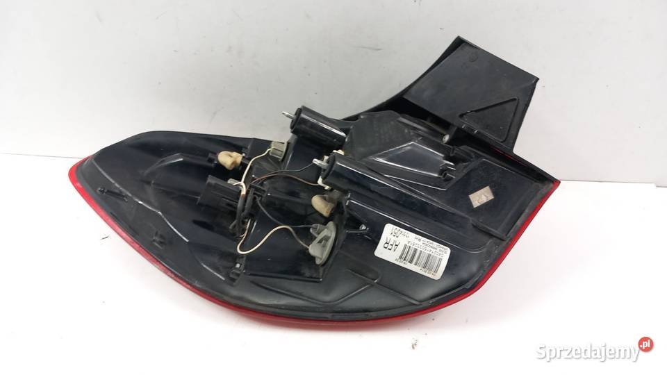 OPEL ASTRA J KOMBI LAMPA TYŁ PRAWA wielkopolskie Zbierkowo