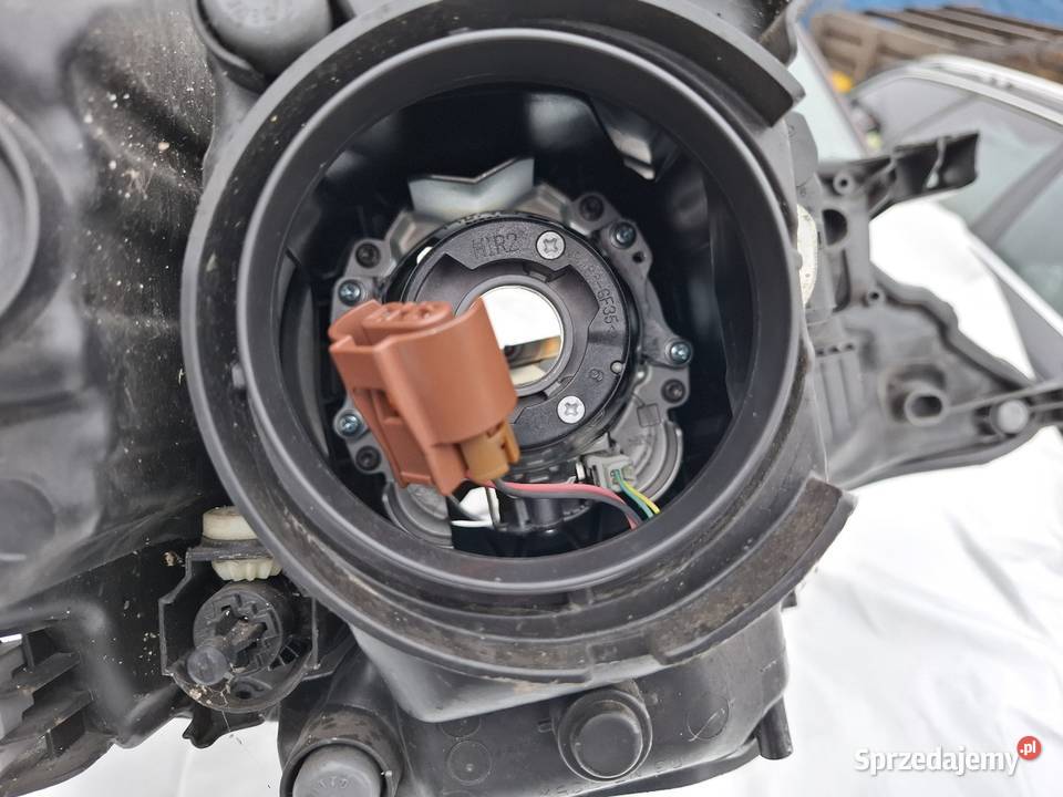 Lampa Przednia Lewa Toyota Auris 2 E18 20122015 Skawina