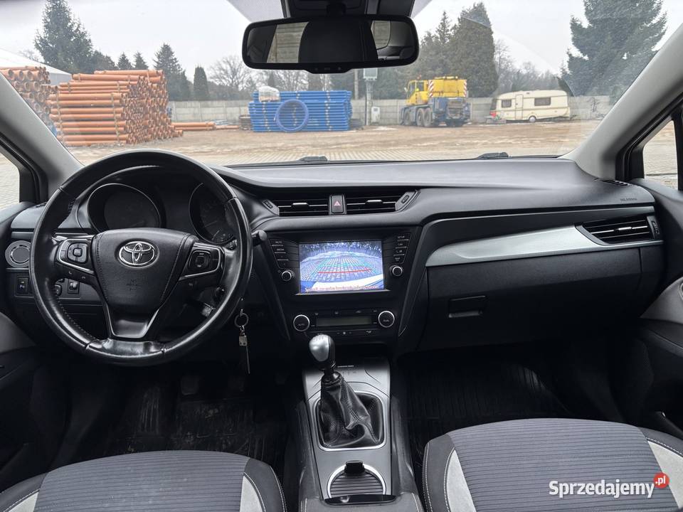 Toyota Avensis 20 d4d MP3 Piotrków Trybunalski