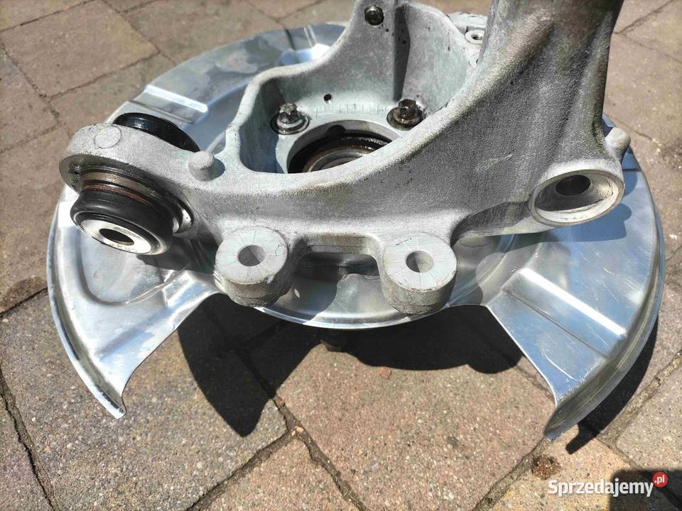 Zwrotnica prawa tylna BMW E63 E64 E65 E66 Stan Zwrotnice śląskie Poręba sprzedam