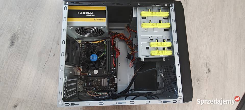 Komputer biurowy PC Windows 11 i3 2x 36Ghz 12GB Klasy Core i3 Lublin