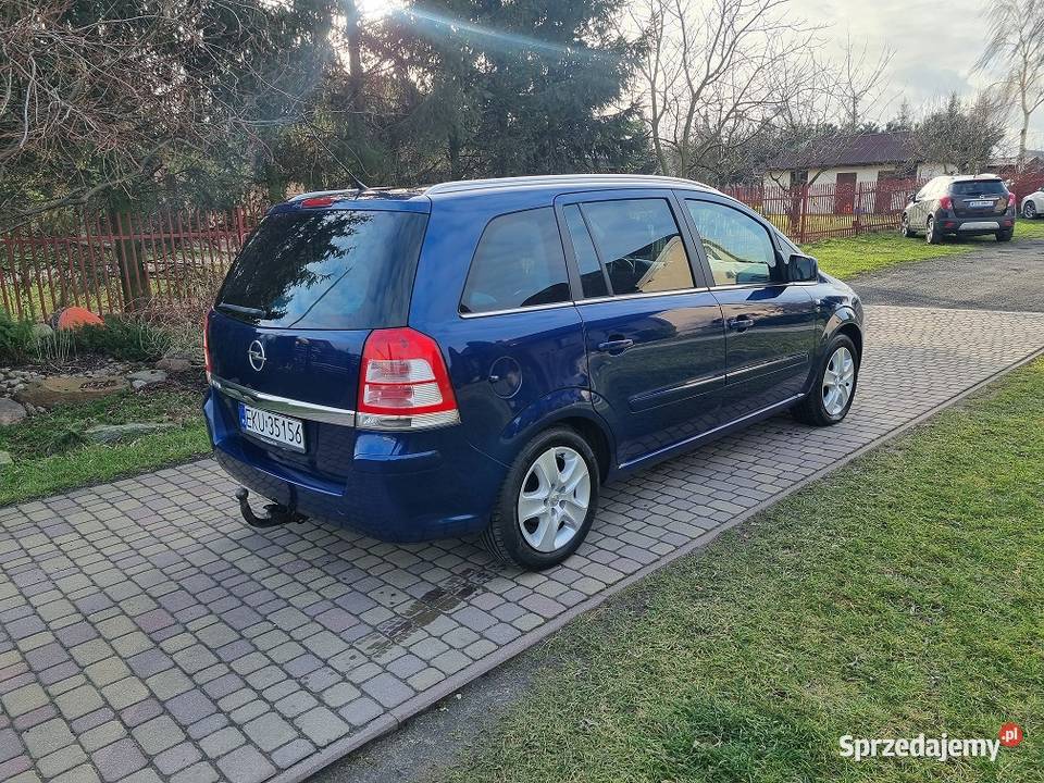 Opel Zafira B 18 pb 140 2011 2x koła stan wersja Kutno