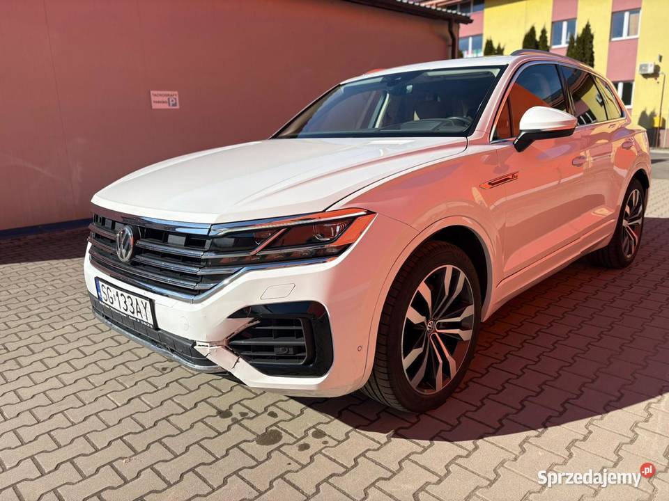 Volkswagen Touareg III 30 TDI 286 2018r 4x4 diesel