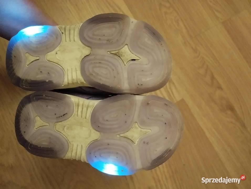 Świecące fioletowe sandałki Gorzów Wielkopolski