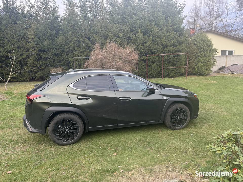 Lexus ux 300 h w stanie idealnym Garbatka-Letnisko sprzedam