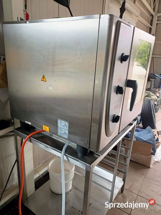 Piec konwekcyjnoparowy Rational model SCC 61