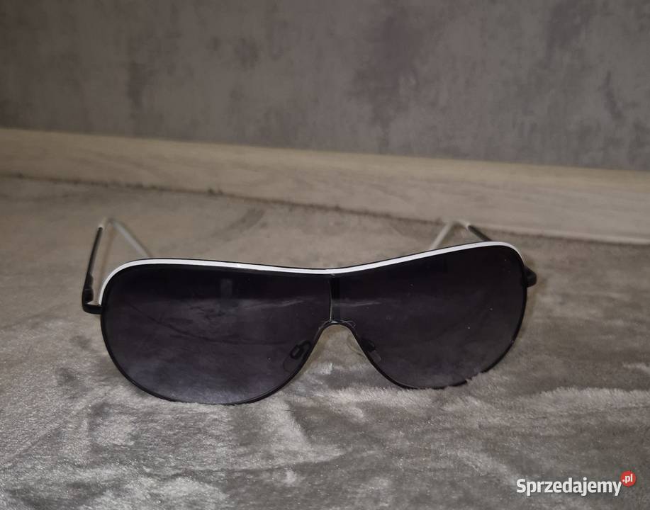 Okulary przeciwsłoneczne chłopiec 1