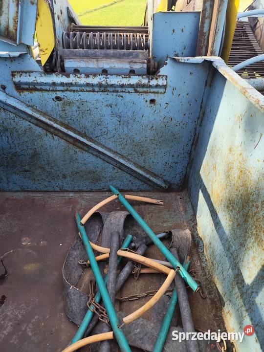 Kombajn ziemniaczany Karlik Z642 Głowno