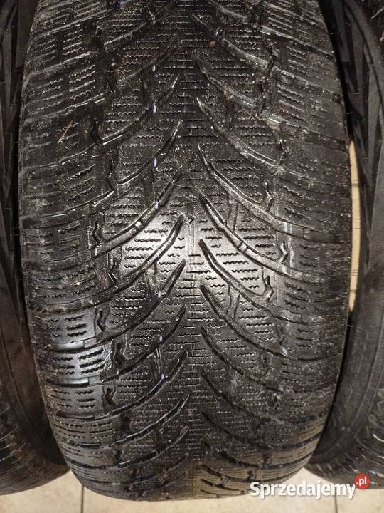 2555519 Nokian Zima Komplet Samochodowe sprzedam
