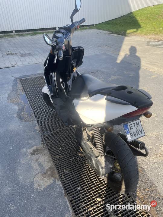 Yamaha aerox Rok produkcji 2007 Czarny Dunajec