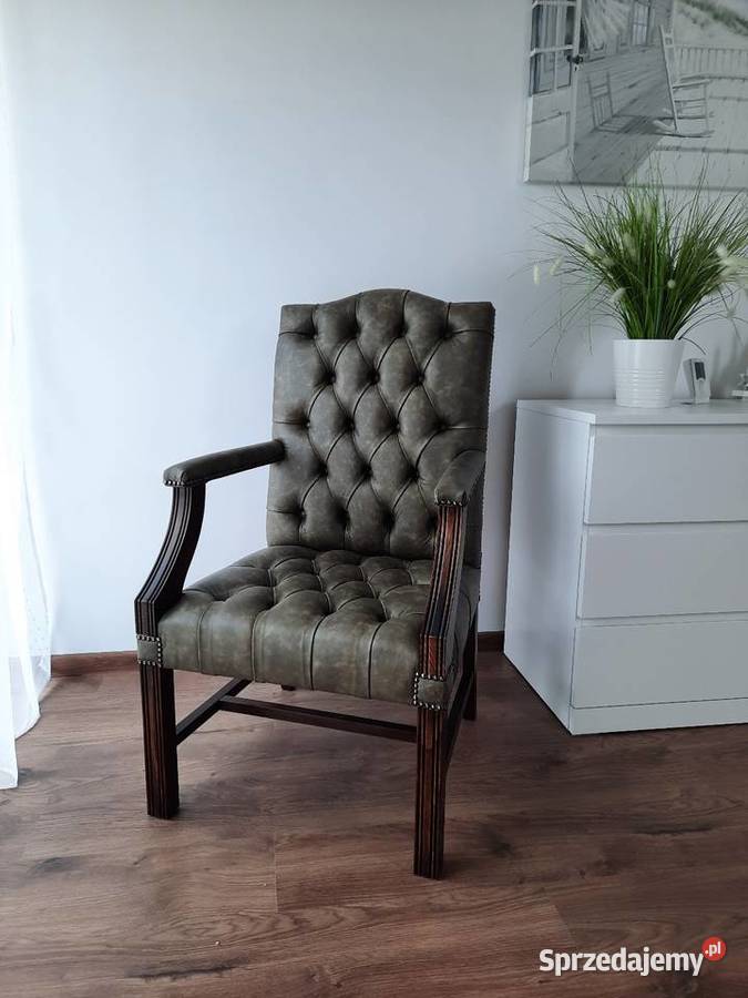 Fotel stacjonarny Chesterfield Włoska postarzana