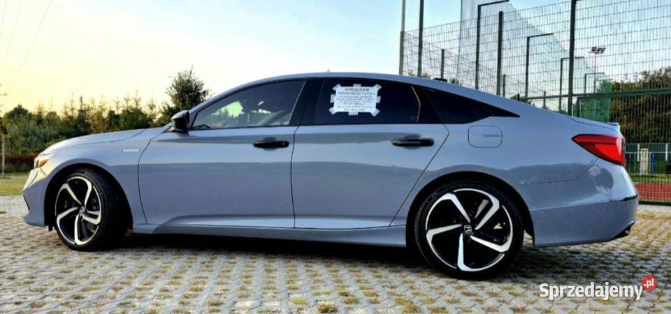Tanio Hondę Accord hybryda 2022r pomorskie