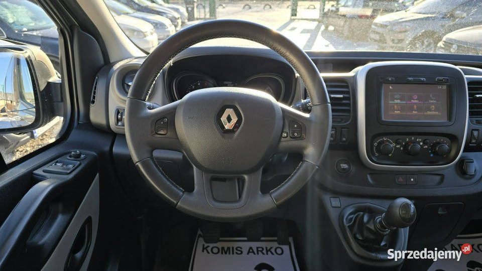 Renault Trafic 9 miejsc 2 komplety kół III 2014 Zieleniewo