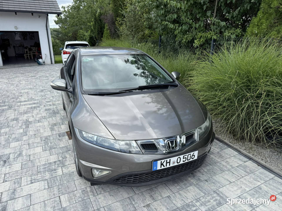 Honda Civic 18 V TEC Zadbany Bezwypadkowy serwisowany w ASO sprzedam
