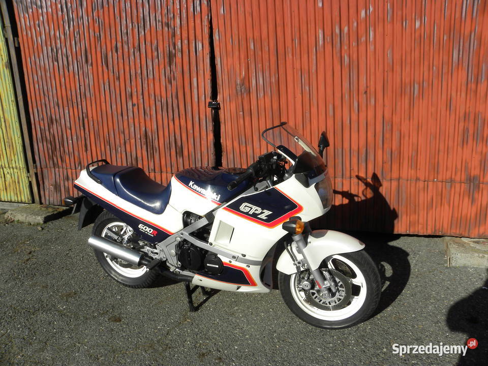 kawasaki GPZ 600Rpiękny klasyk nieuszkodzony Wrocław