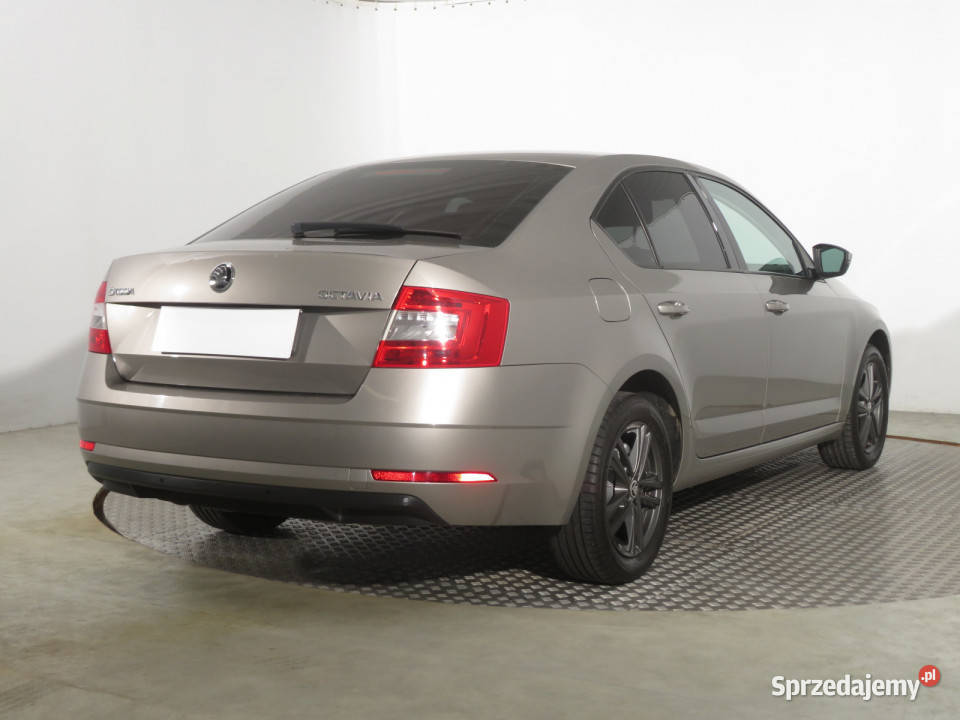 Skoda Octavia 20 TDI beżowy Octavia