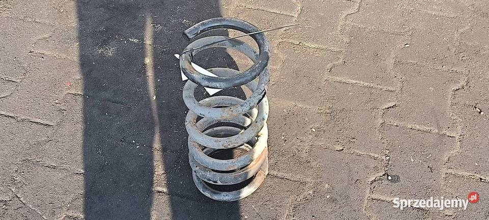 SPRĘŻYNA TYŁ MITSHUBISHI PAJERO IV Części samochodowe Lipno sprzedam