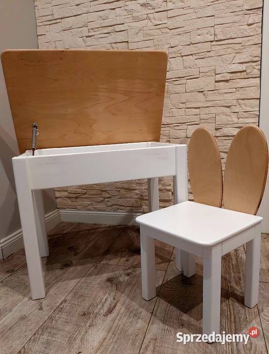 Stolik z otwieranym blatem i krzesełko drewniane sprzedam