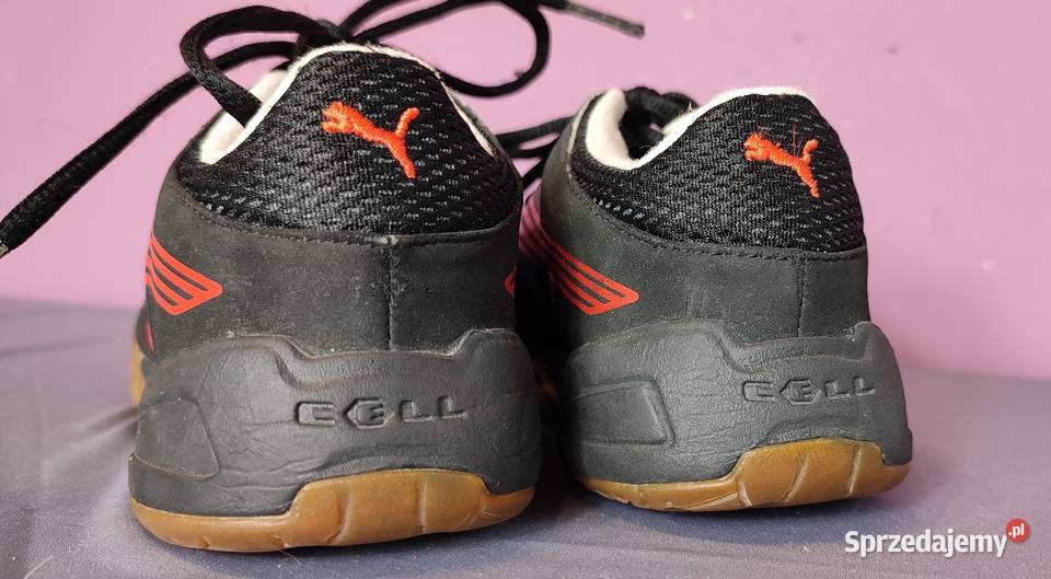 PUMA buty do sportów halowych np siatkówki Jasień