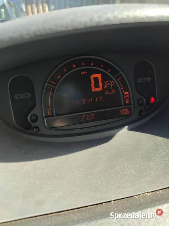 Renault Modus uszkodzony silnik Płońsk