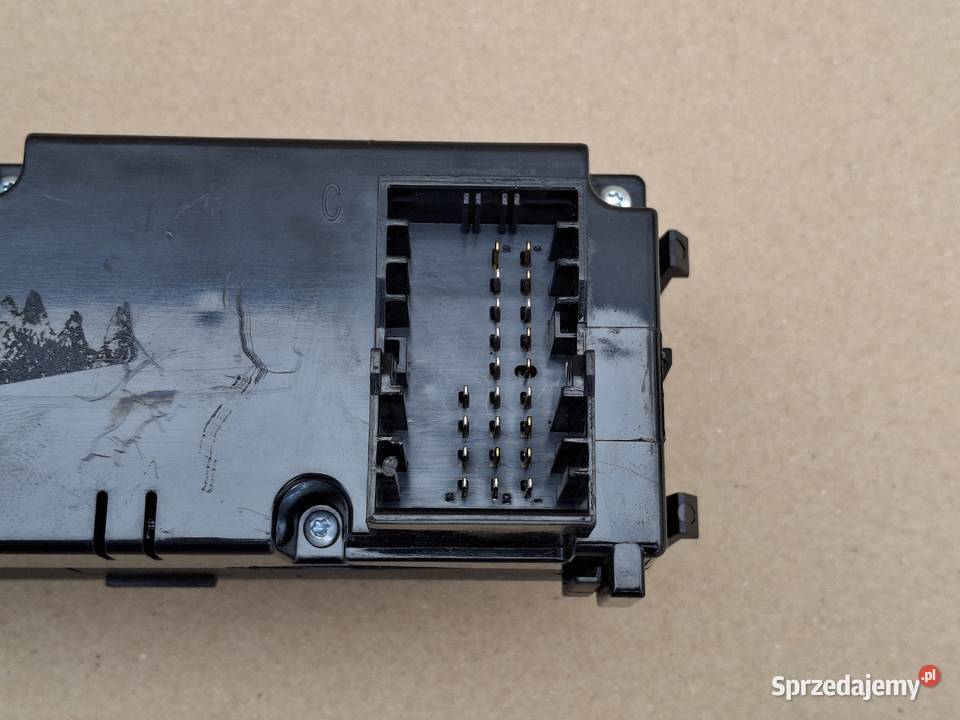 SCANIA R S PANEL KLIMATYZACJI NAWIEWU MCC2737097 Bieleń