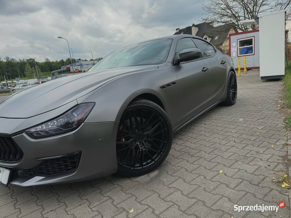 Maserati Ghibli 3.0 V6 24V BiTurbo SQ4 (4x4) 430km (silnik ferrari)