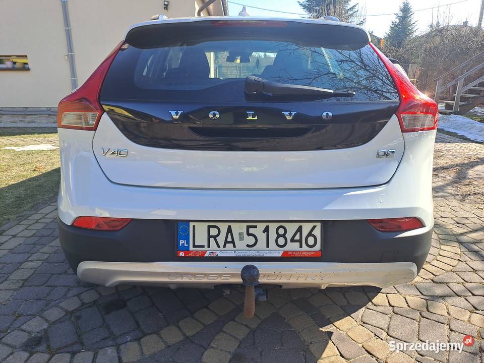 Volvo V40 16 D2 115 euro 5 2013 250 Hak 2 kpl manualna V40 Borki