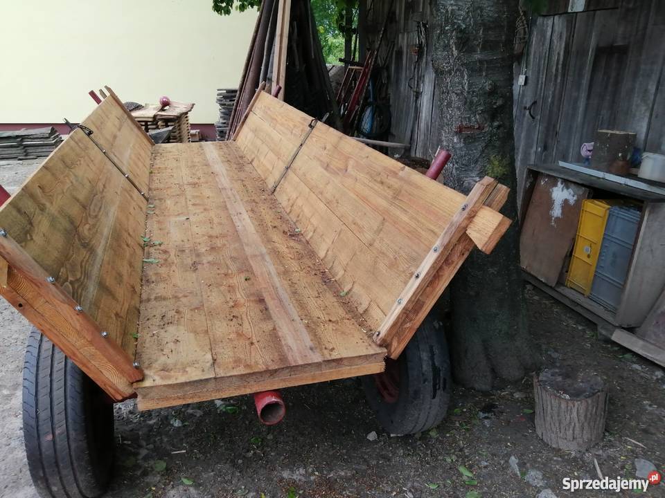 Wóz ciągnikowy nieuszkodzony Przyczepy rolnicze świętokrzyskie Iwaniska