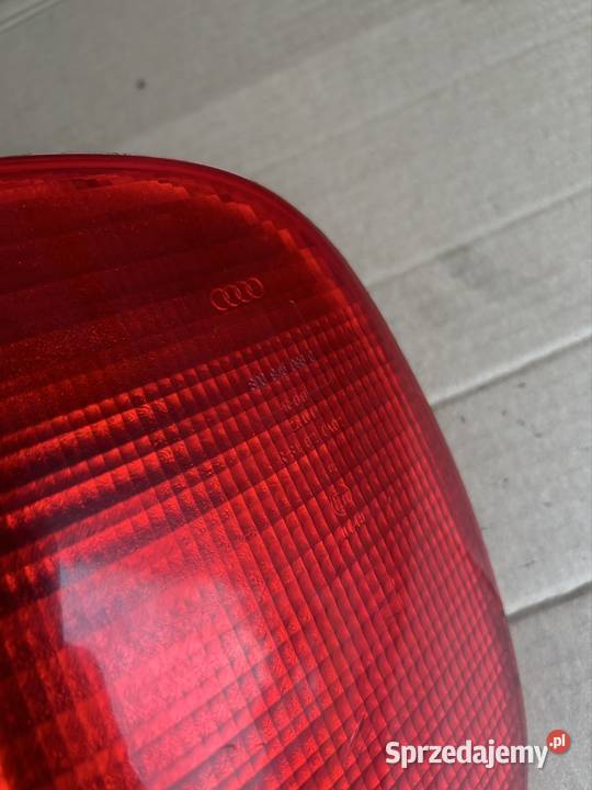 Lampa prawy tył Audi a4 b5 sedan 8d0945096c kujawsko-pomorskie Bydgoszcz