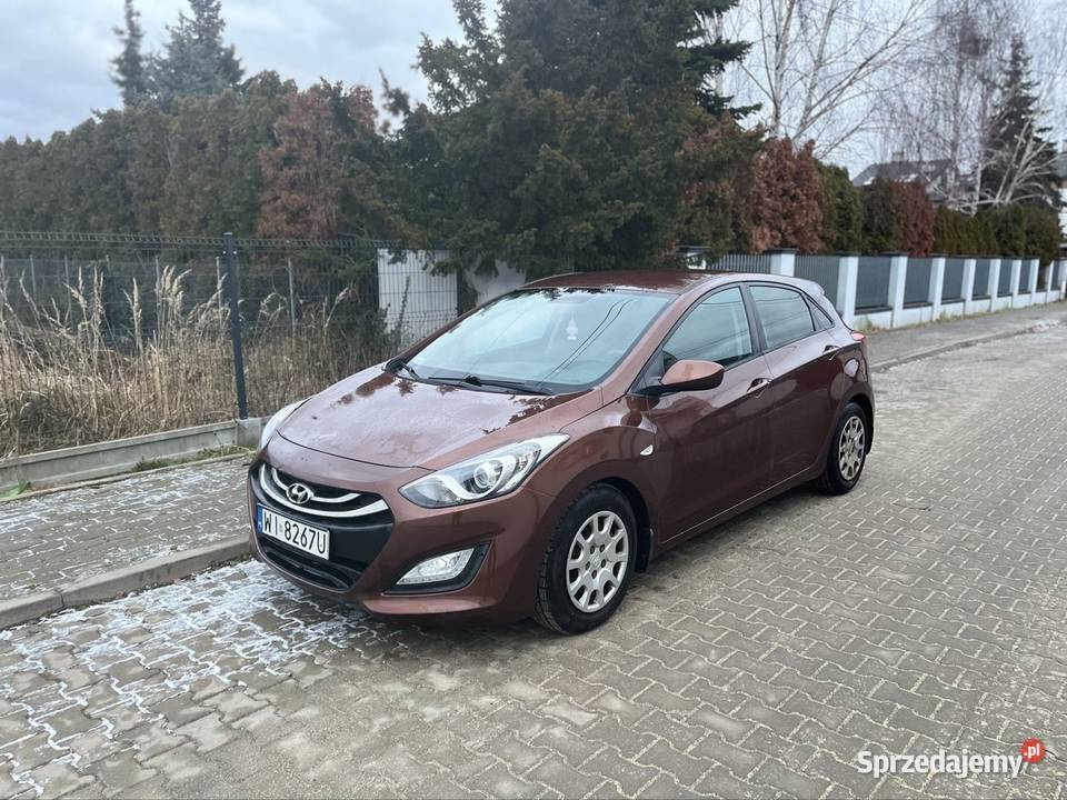 Hyundai i30 14crdi salon Polska dużym serwisie Hatchback Warszawa