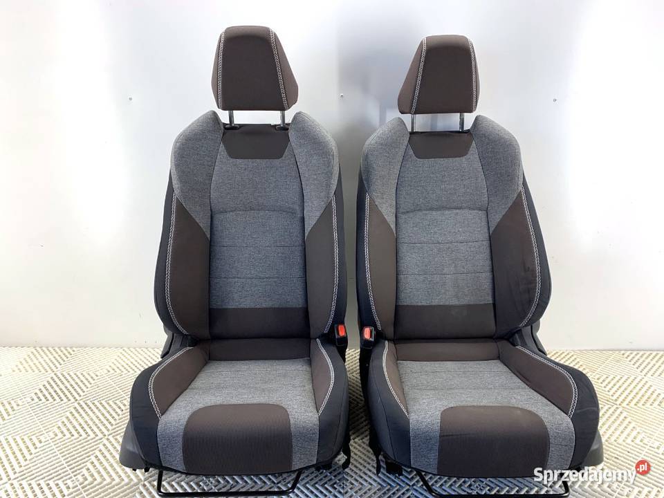 FOTELE KANAPA KOMPLET TOYOTA COROLLA E21 Kombi