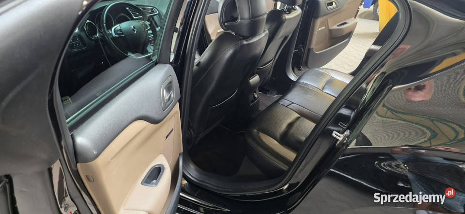 Citroen DS4 OPIS W podanej roczna gwarancja benzyna Mysłowice