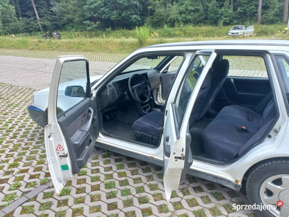 Volvo 460 Youngtimer 101 przebieg 1993r benzyna Kielce