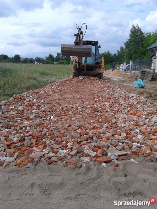 UTWARDZENIE DROGI TERENU PARKING PLAC KRUSZYWO Pozostałe mazowieckie Radom