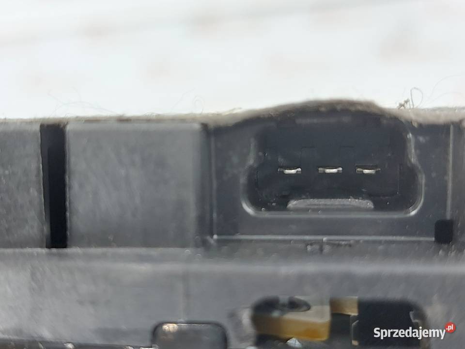 HYUNDAI i40 BLUE 13r lampka podsufitki Kielce