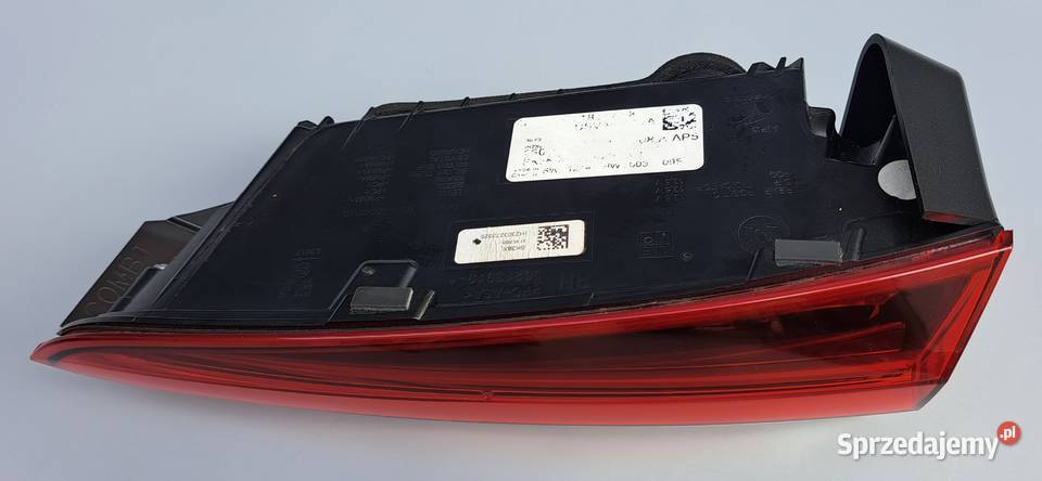 Lampa Tylna Prawa Wewnętrzna Skoda Octavia IV dolnośląskie Mielęcin
