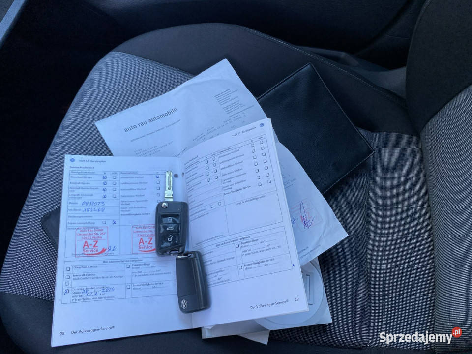 Volkswagen Golf VII 13r benzyna czujniki przód i serwisowany w ASO Konradów sprzedam
