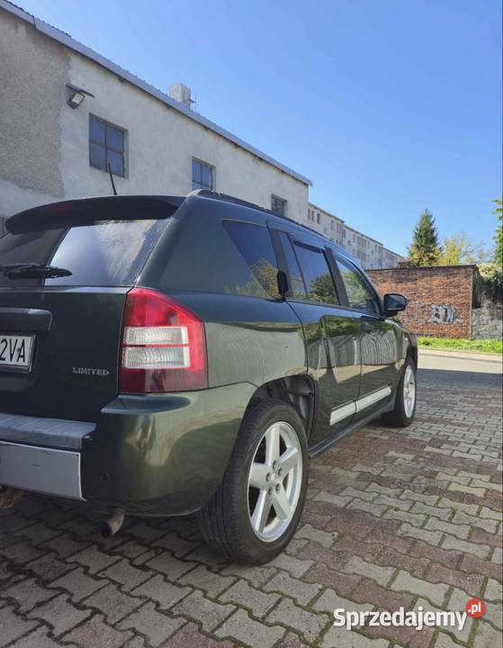 Sprzedam Jeep Compass 20 CRDVw radio Wężerów