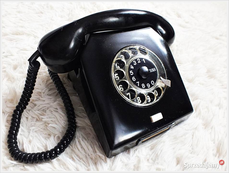 Stary telefon w czarnym bakelicie W58 RFT Fortepianowa czerń