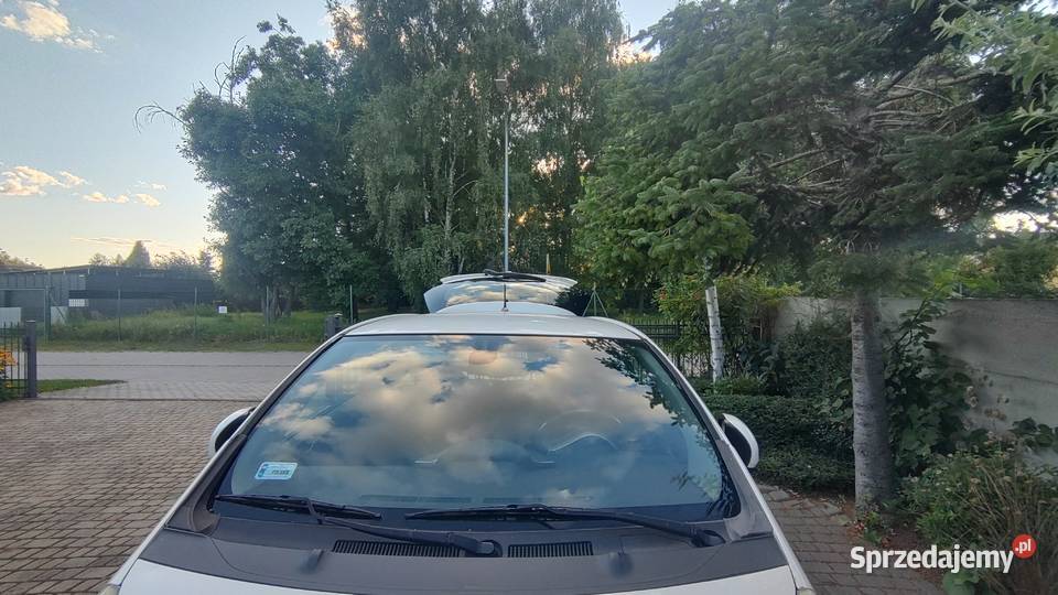 Toyota iQ AUTOMAT 99000 10 2 kluczyki zamiana Zarejestrowany w Polsce Wrocław