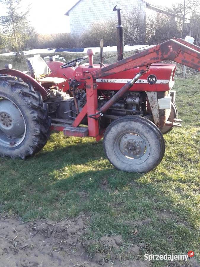 Massey ferguson z turem Klimusin