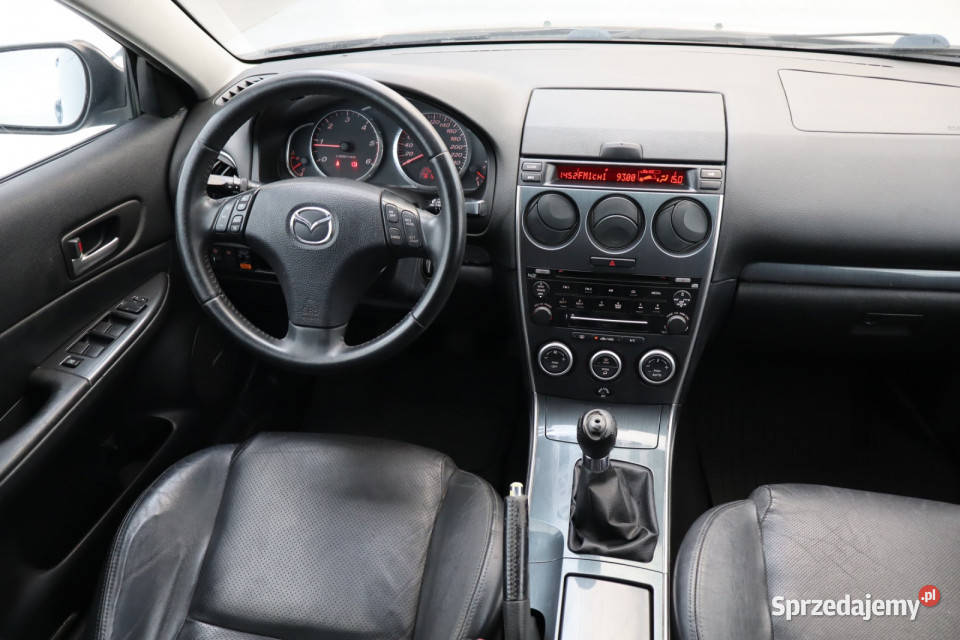Mazda 6 20 DI czarny 6